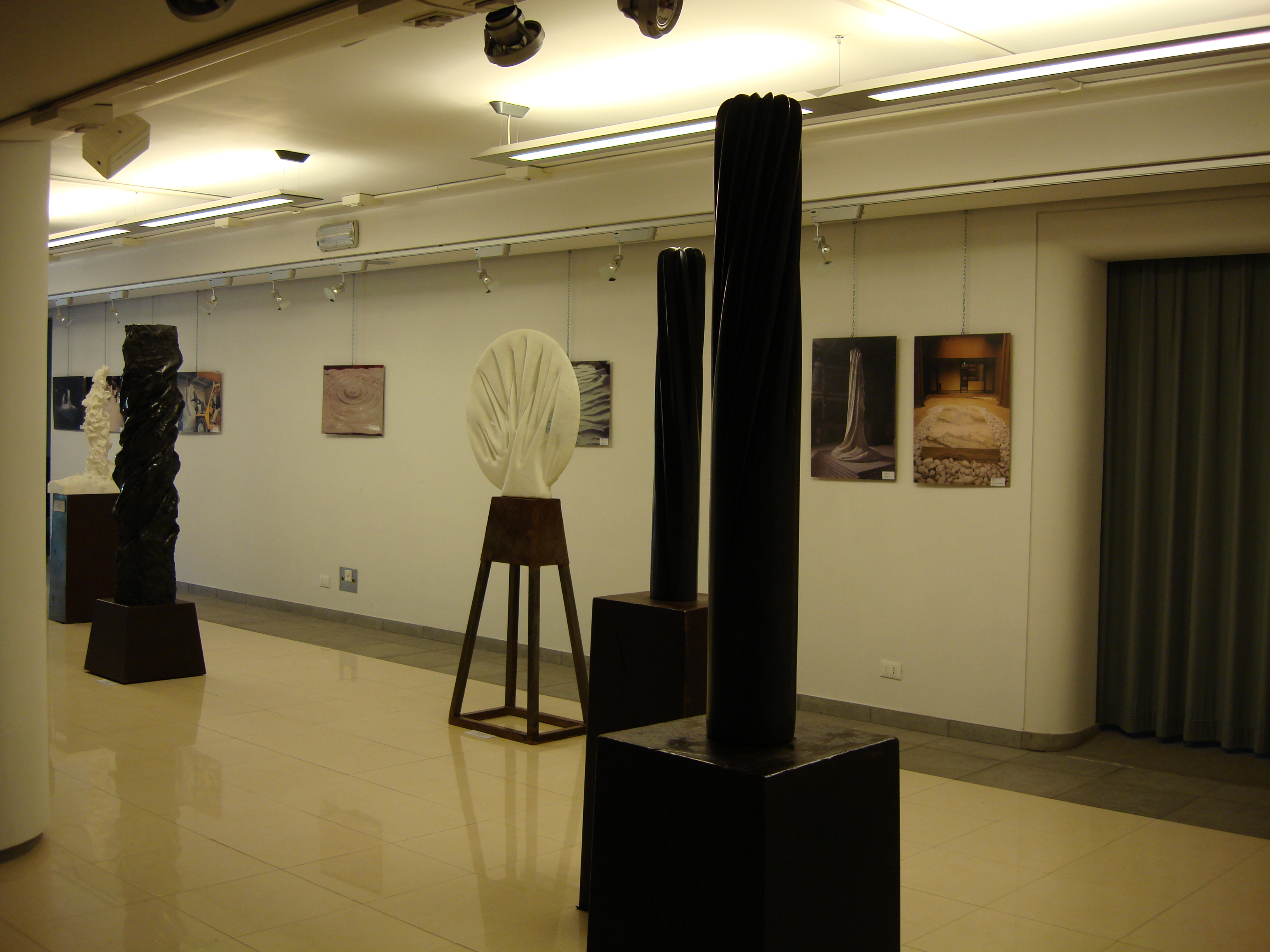 POETICA DELL'ASCOLTO. Mostra antologica di scultura di MAKI NAKAMURA