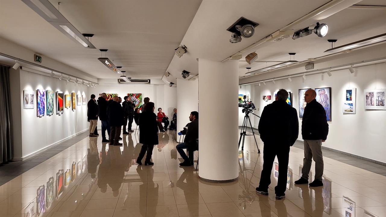 ART WINNERS AT MUSEUM