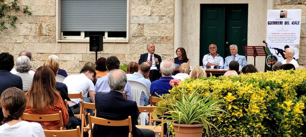presentazione del libro GUERRIERI DEL MALE di SILVESTRO LUCCHESE