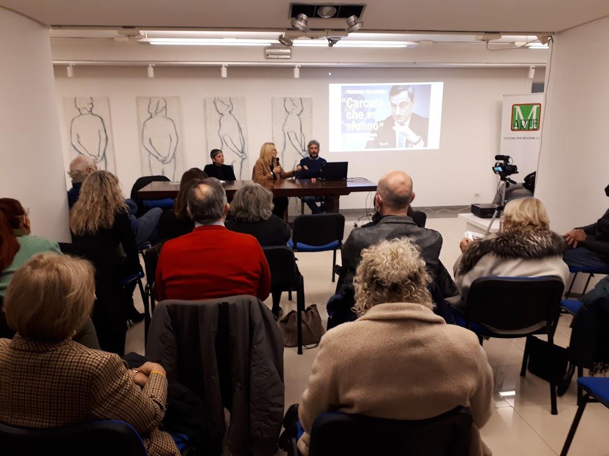 “CARCOLA CHE VE SFONNO”