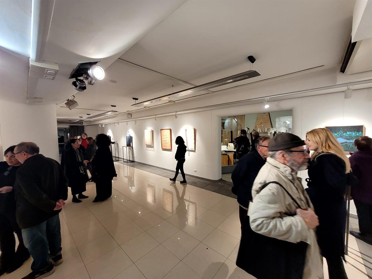 UNO  SPAZIO  DI  SCAMBI  E  CONNESSIONI