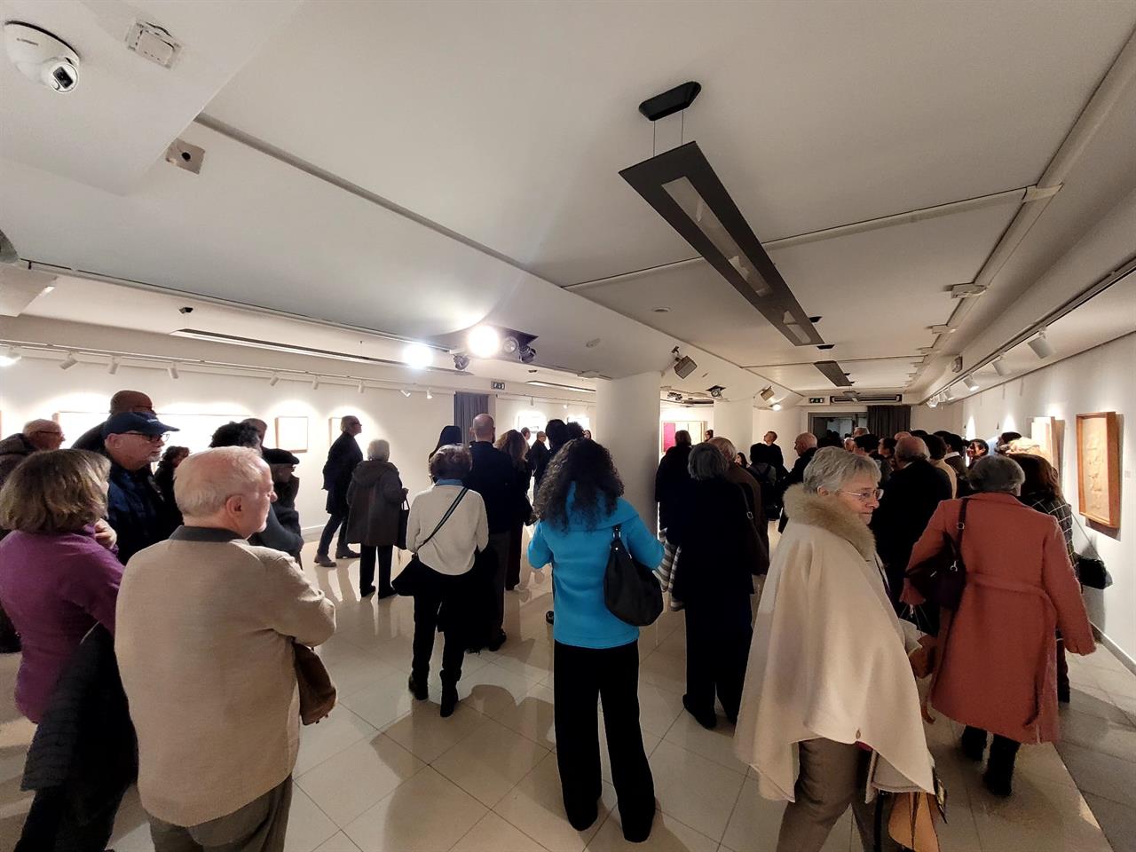 UNO  SPAZIO  DI  SCAMBI  E  CONNESSIONI