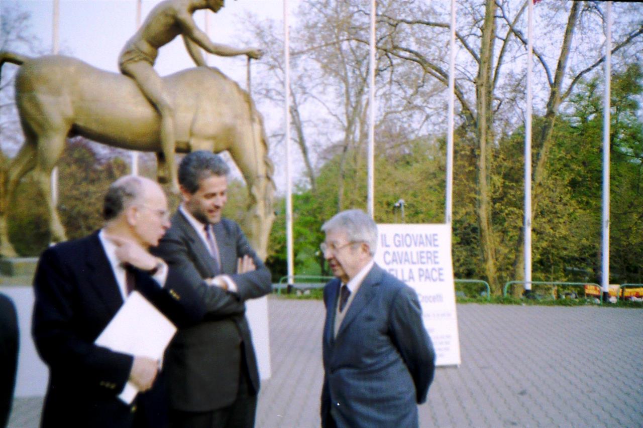 IL GIOVANE CAVALIERE DELLA PACE