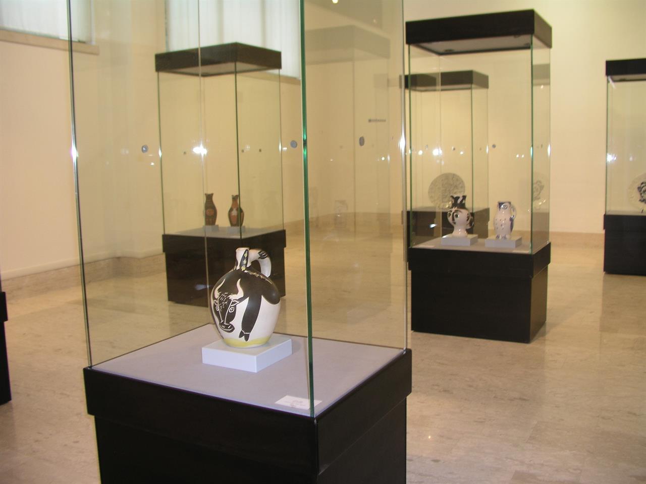 LE CERAMICHE DI PICASSO. ACQUA, FUOCO E TERRA